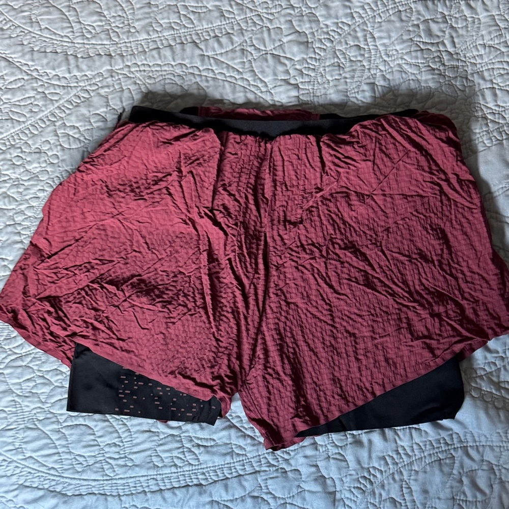Lululemon running shorts with liner